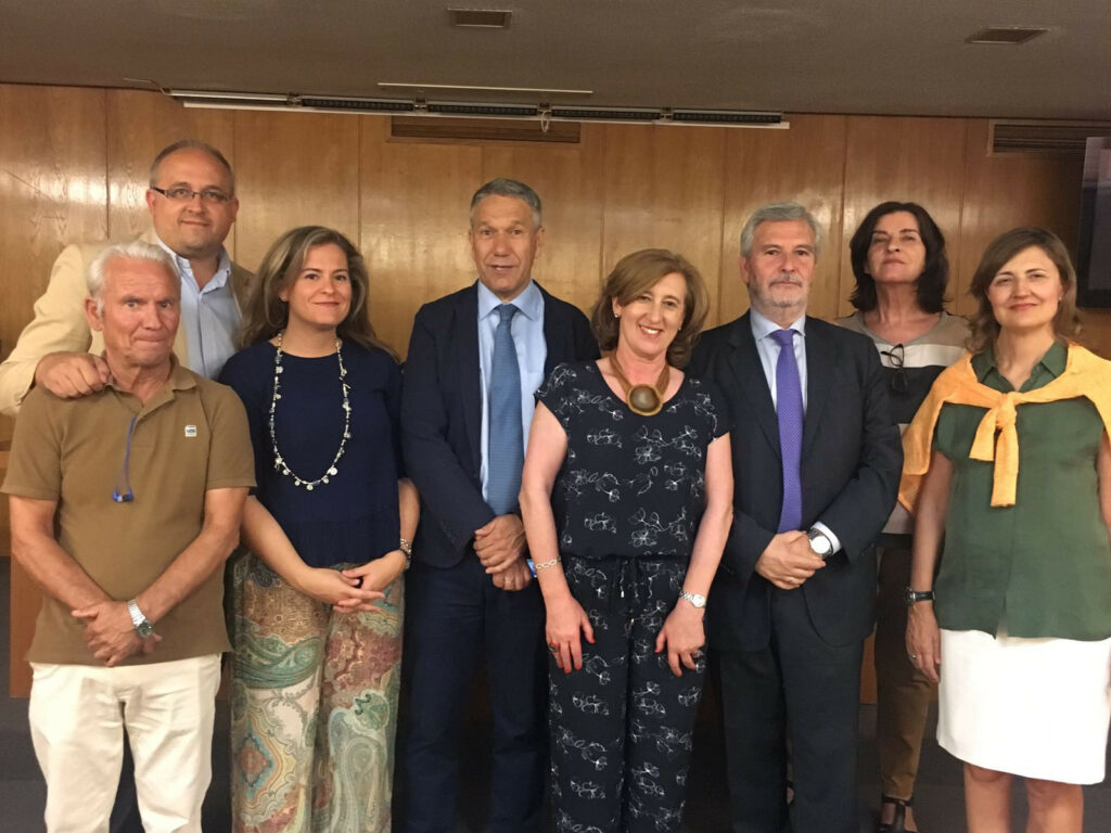 Miembros de la Junta directiva de ACIJUR