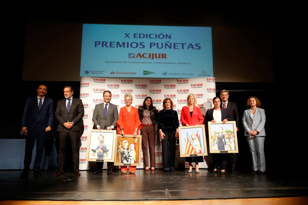 X Edición de los Premios Puñetas. Foto familia