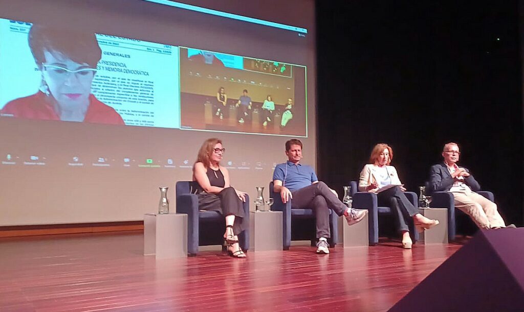 Patricia Rosety participa en mesa redanda